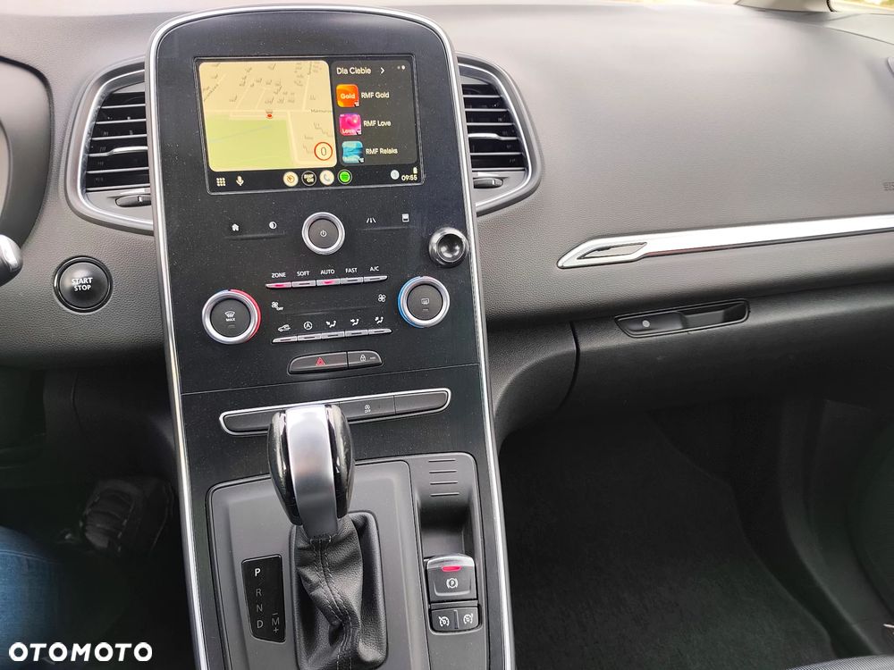 Renault Scenic - 11