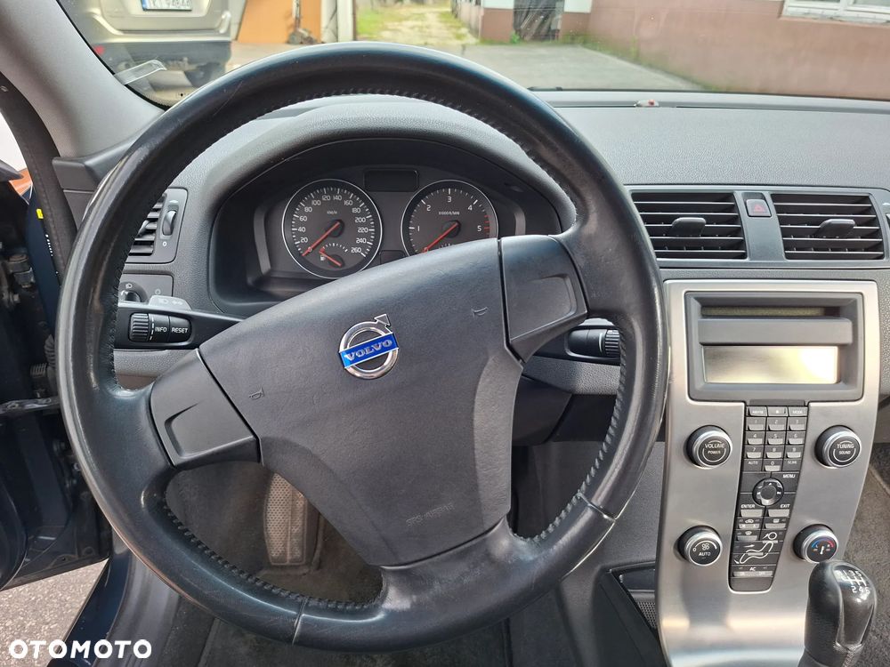 Volvo S40 2.0D - 18
