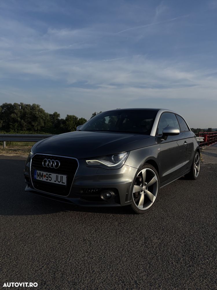Audi A1 1.6 TDI Stronic Attraction - 2