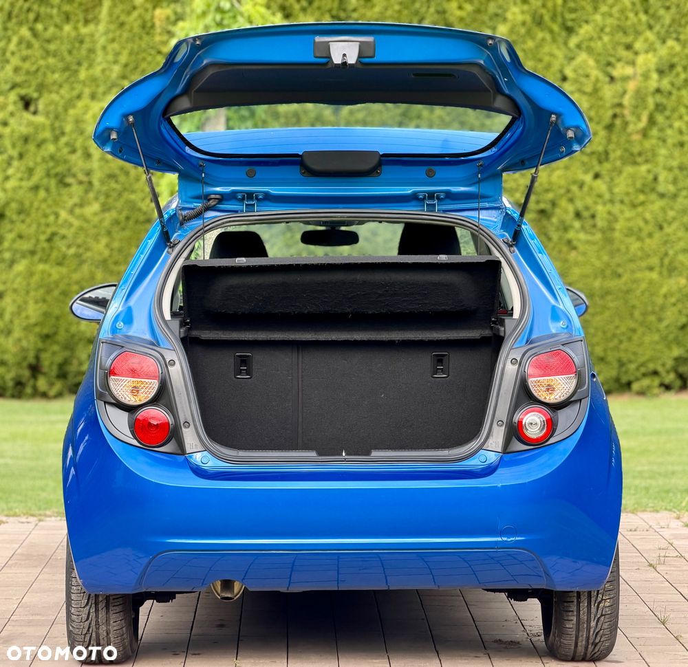 Chevrolet Aveo 1.2 LS+ - 23