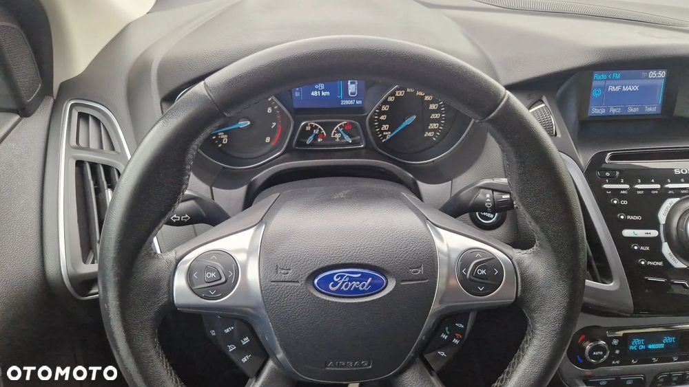 Ford Focus 1.6 EcoBoost Start-Stopp-System Titanium - 13