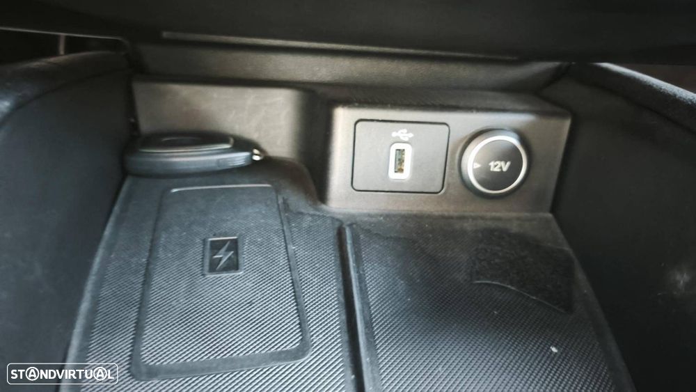 Ford Focus SW 1.0 EcoBoost MHEV ST-Line - 20