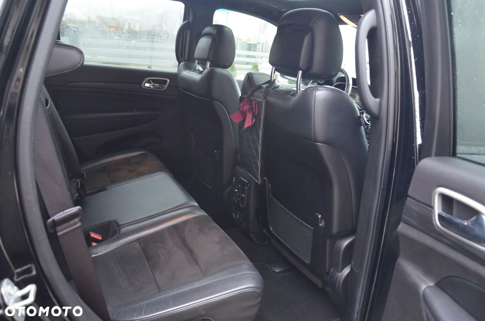Jeep Grand Cherokee - 15