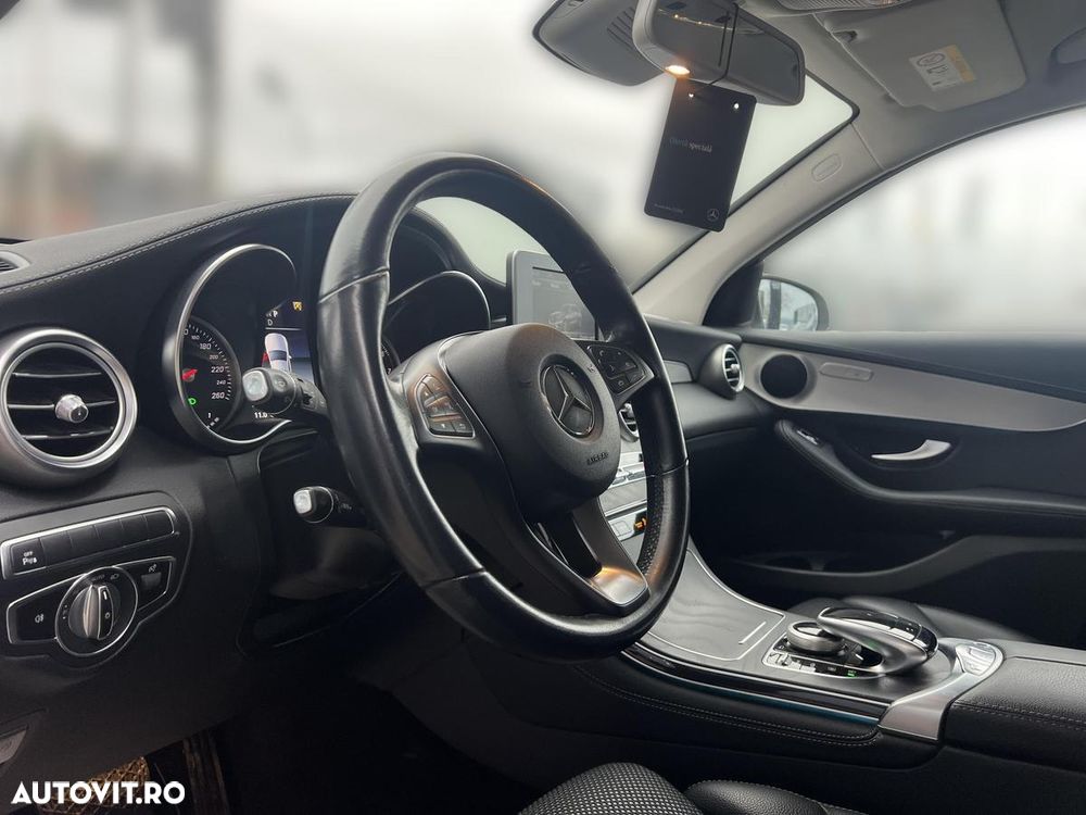 Mercedes-Benz GLC - 9