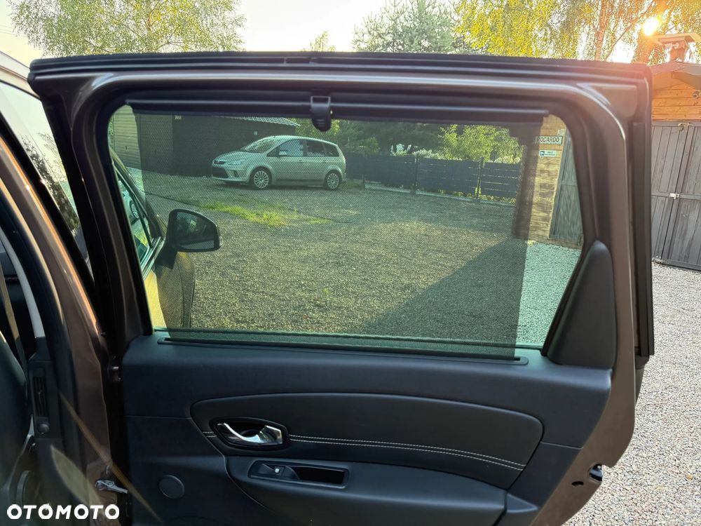 Renault Scenic - 19