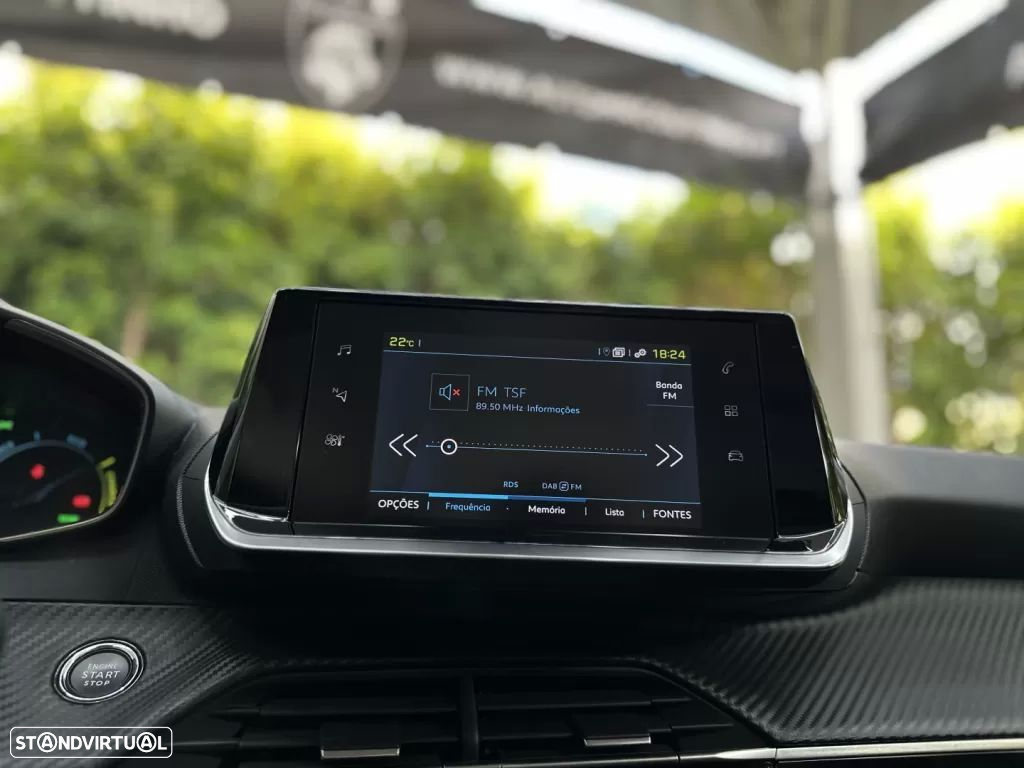 Peugeot e-208 50 kWh Allure - 25