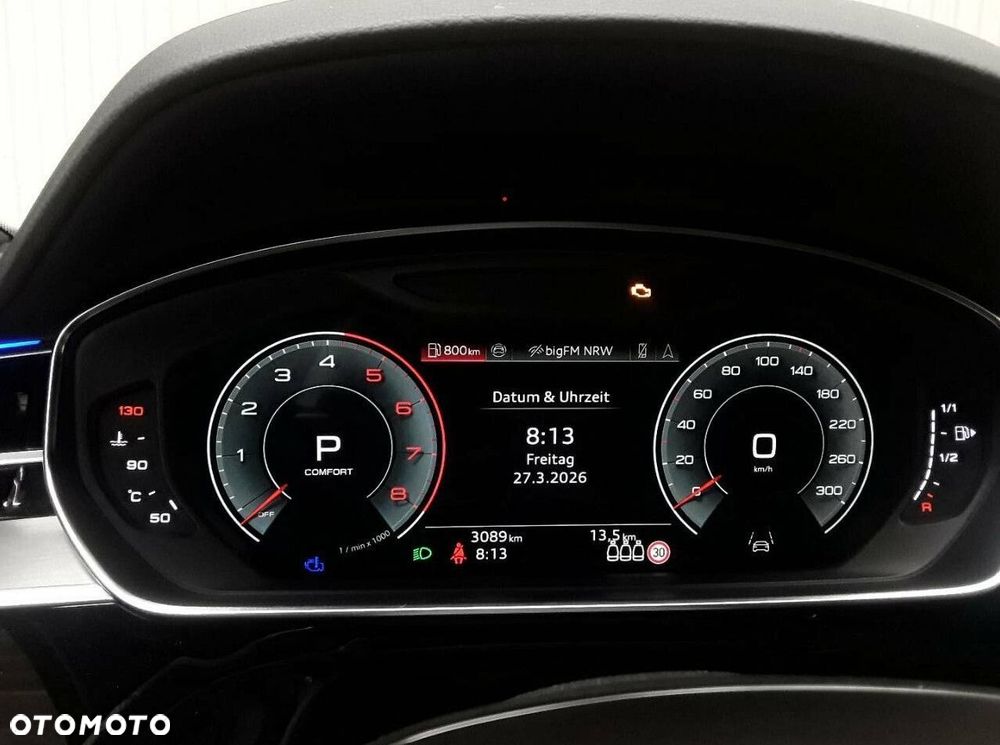 Audi A8 - 8