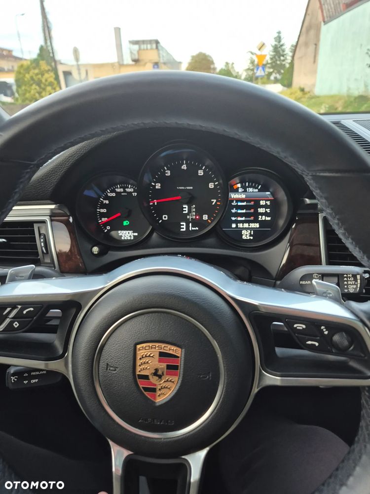 Porsche Macan PDK - 24