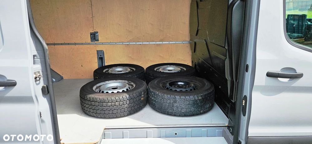 Ford TRANSIT - 21