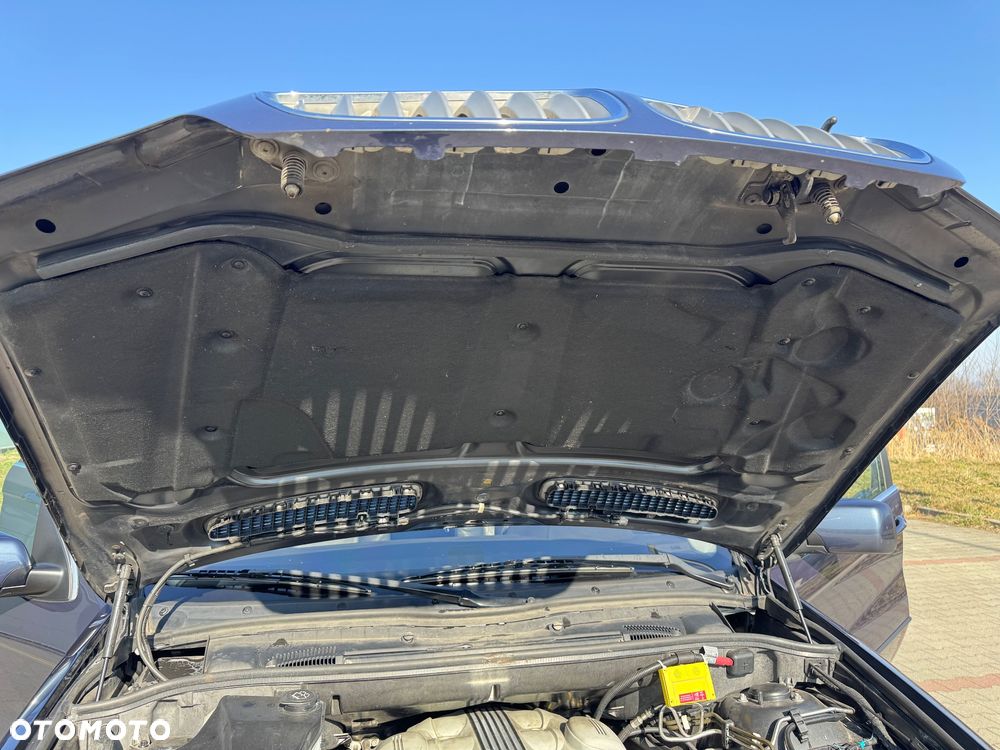 BMW X5 4.4 i Edition Exclusive - 32