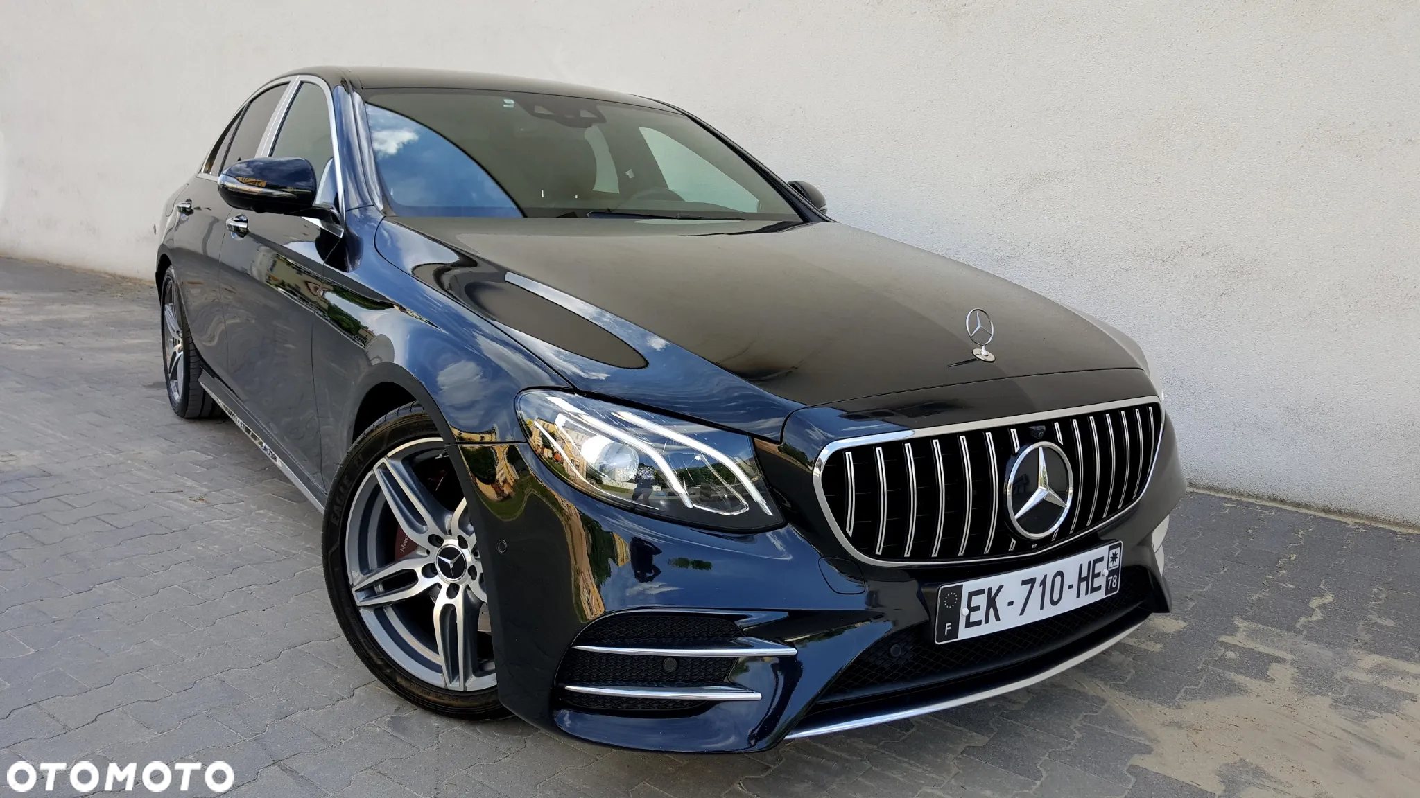 Mercedes-Benz Klasa E 220 d 9G-TRONIC AMG Line - 2
