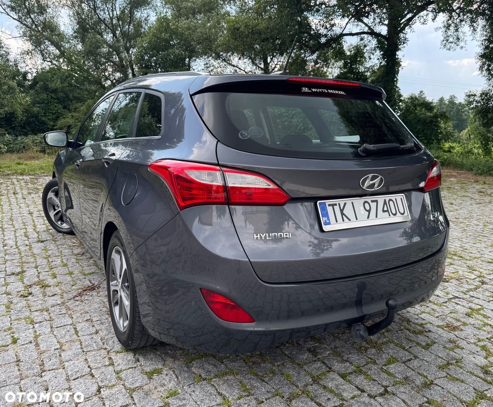 Hyundai i30 blue 1.6 CRDi Classic Navigation - 7