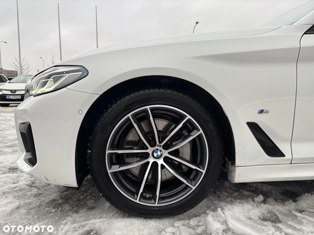 BMW Seria 5 530i xDrive mHEV M Sport sport - 10