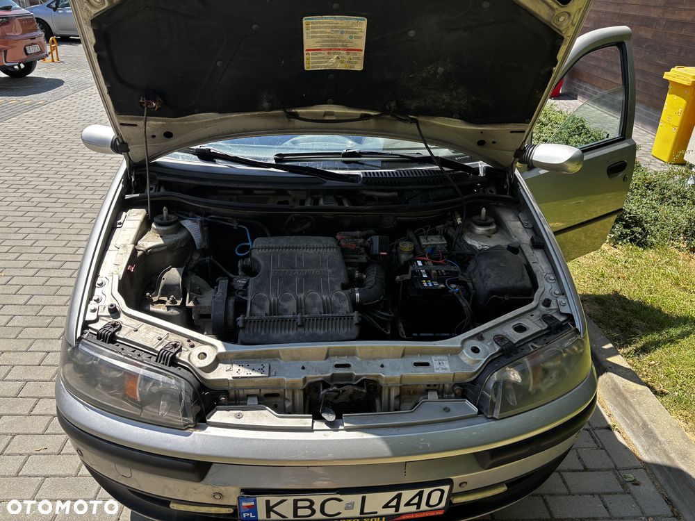 Fiat Punto 1.2 16V Active - 6