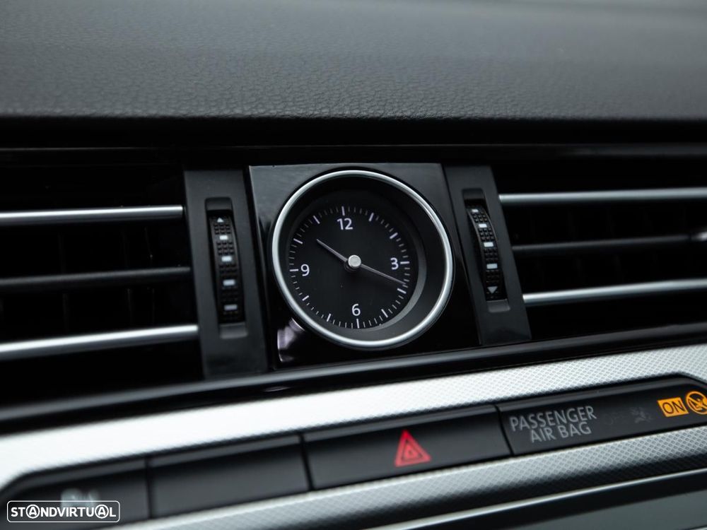 VW Passat Variant - 17