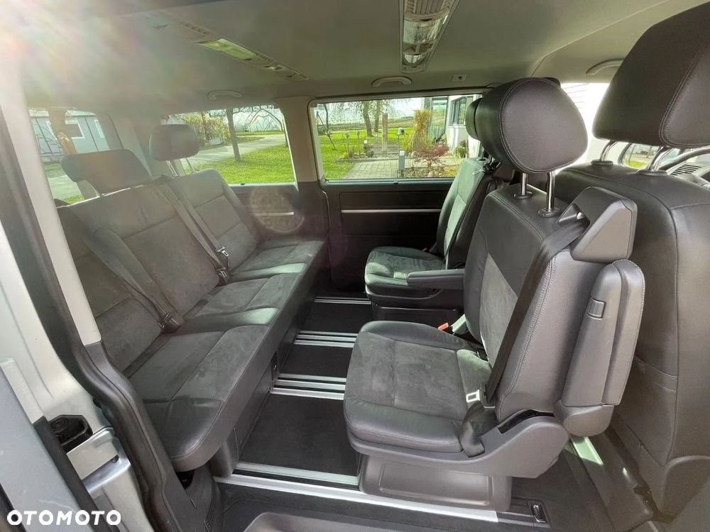 Volkswagen Multivan - 7
