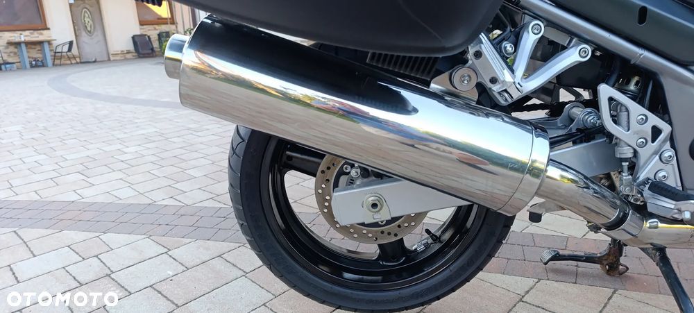 Suzuki Bandit - 24