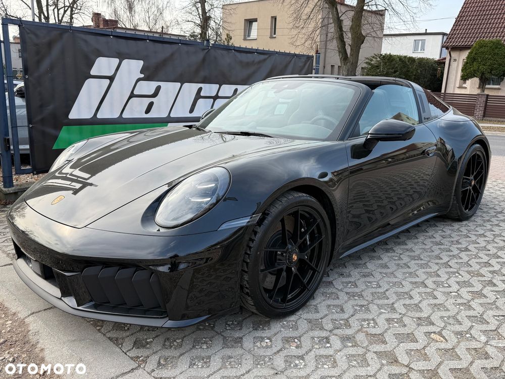 Porsche 911 Targa 4 GTS PDK - 2