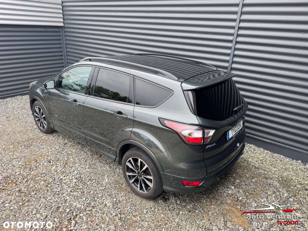 Ford Kuga - 37