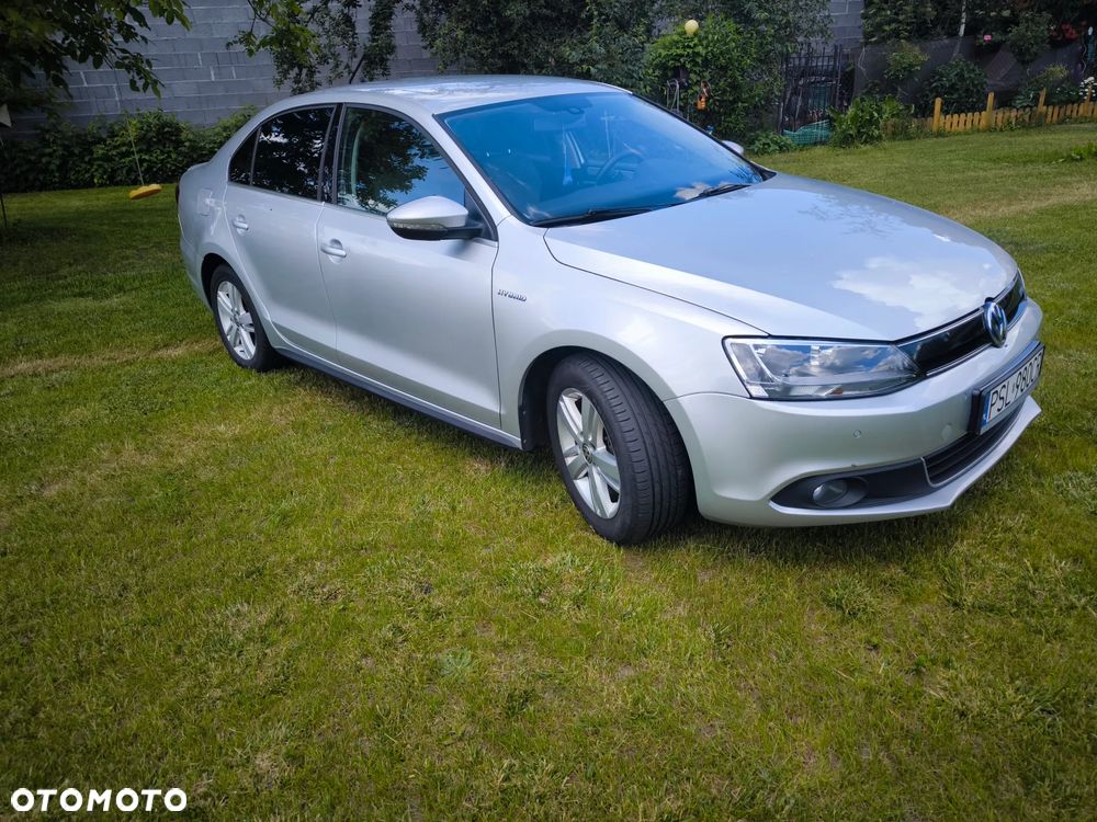 Volkswagen Jetta 1.4 TSI BMT Highline DSG - 2