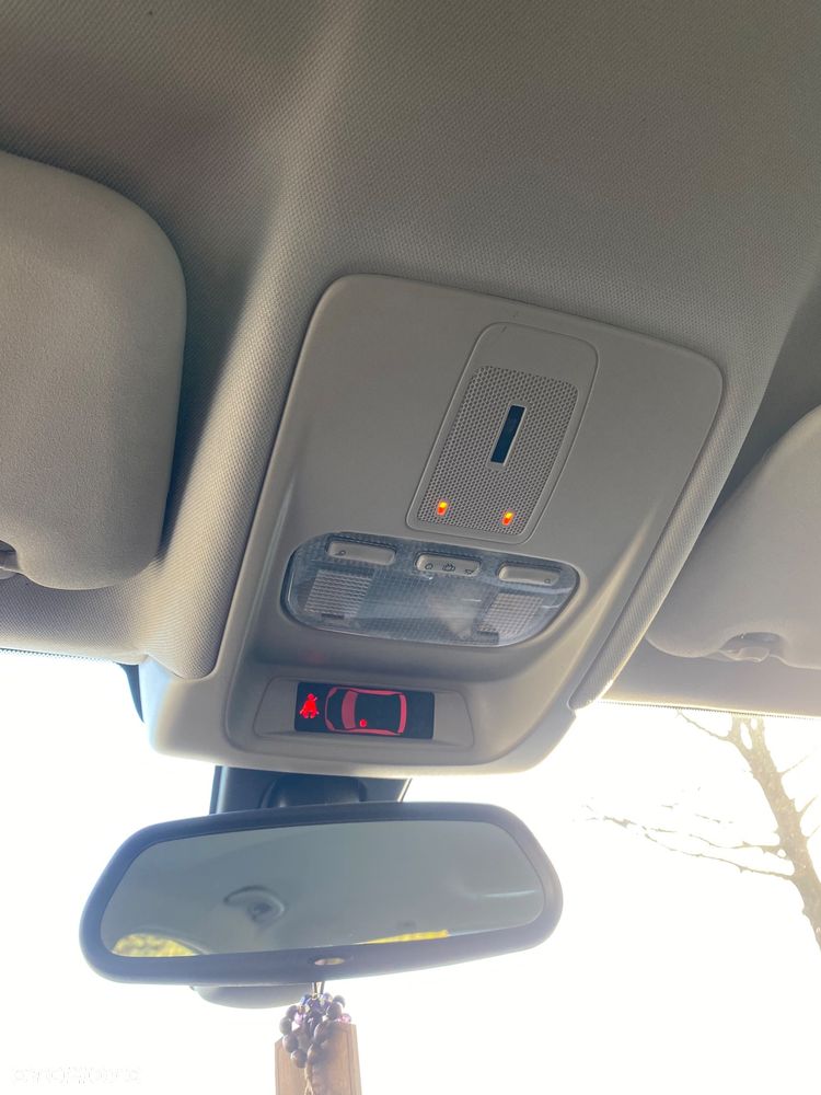 Citroën C5 2.0 HDi Exclusive - 33