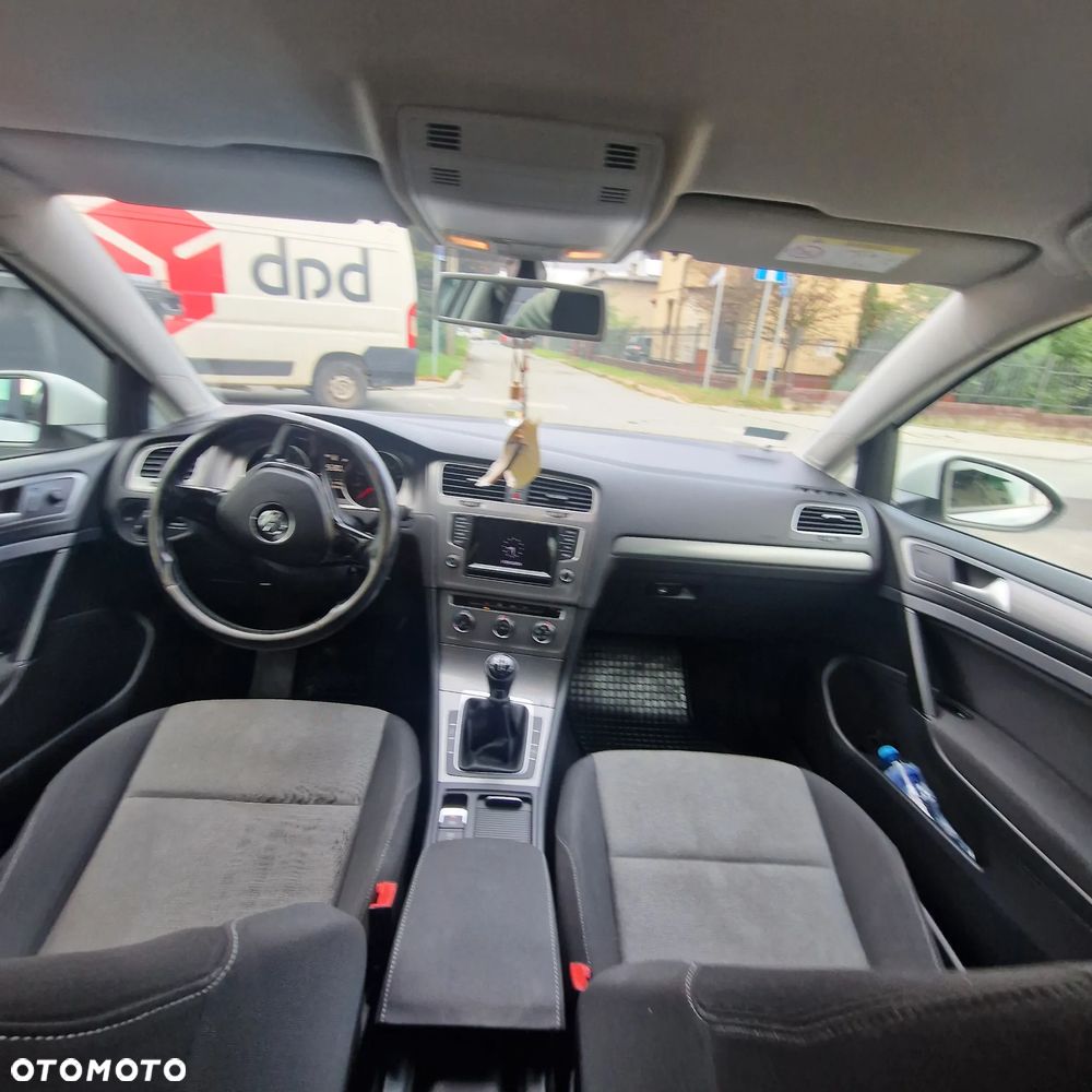 Volkswagen Golf 1.2 TSI BMT Trendline - 4
