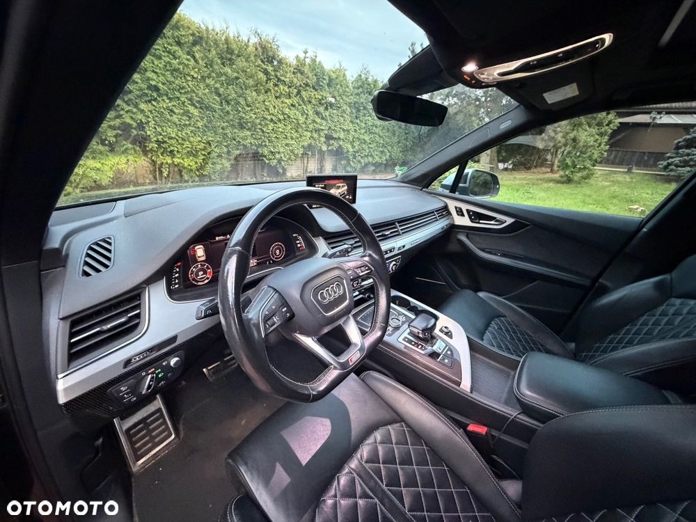 Audi SQ7 - 11