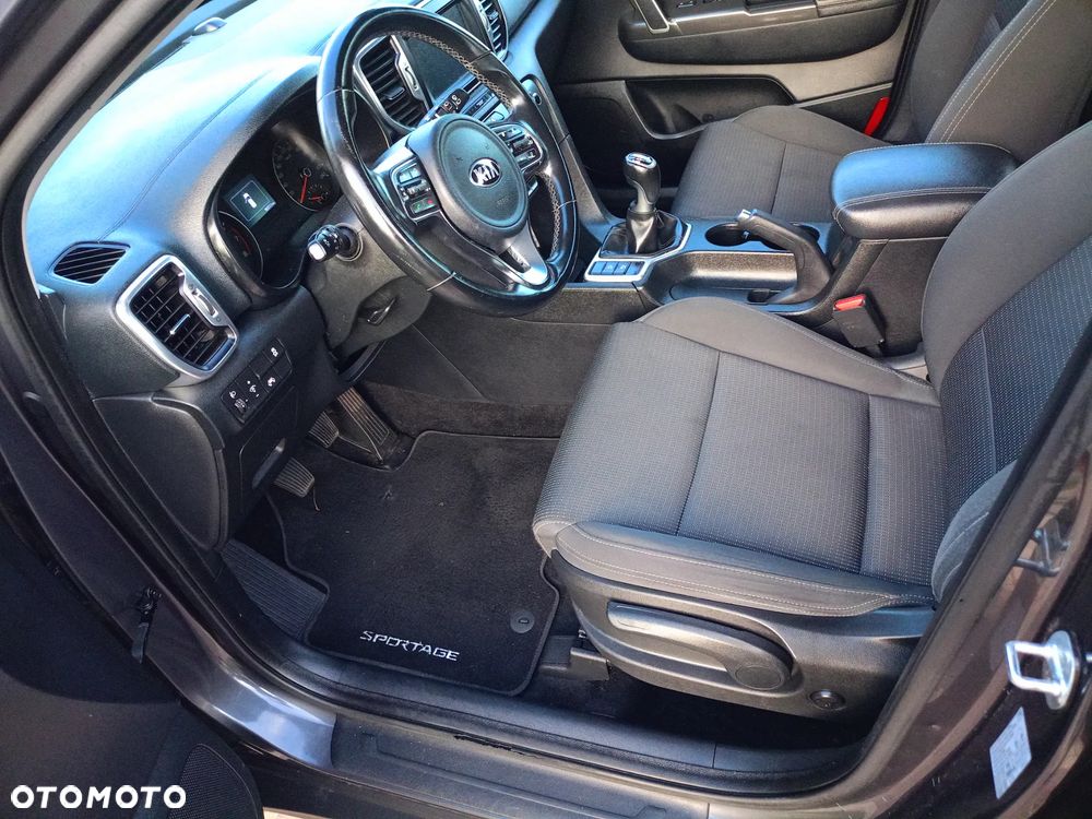 Kia Sportage 1.6 T-GDI GT Line 2WD - 40