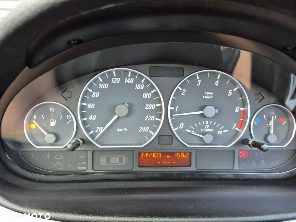 BMW Seria 3 - 24