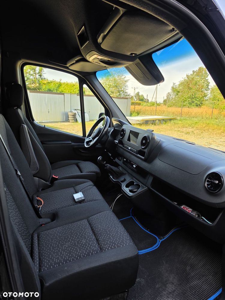 Mercedes-Benz Sprinter 319cdi - 15