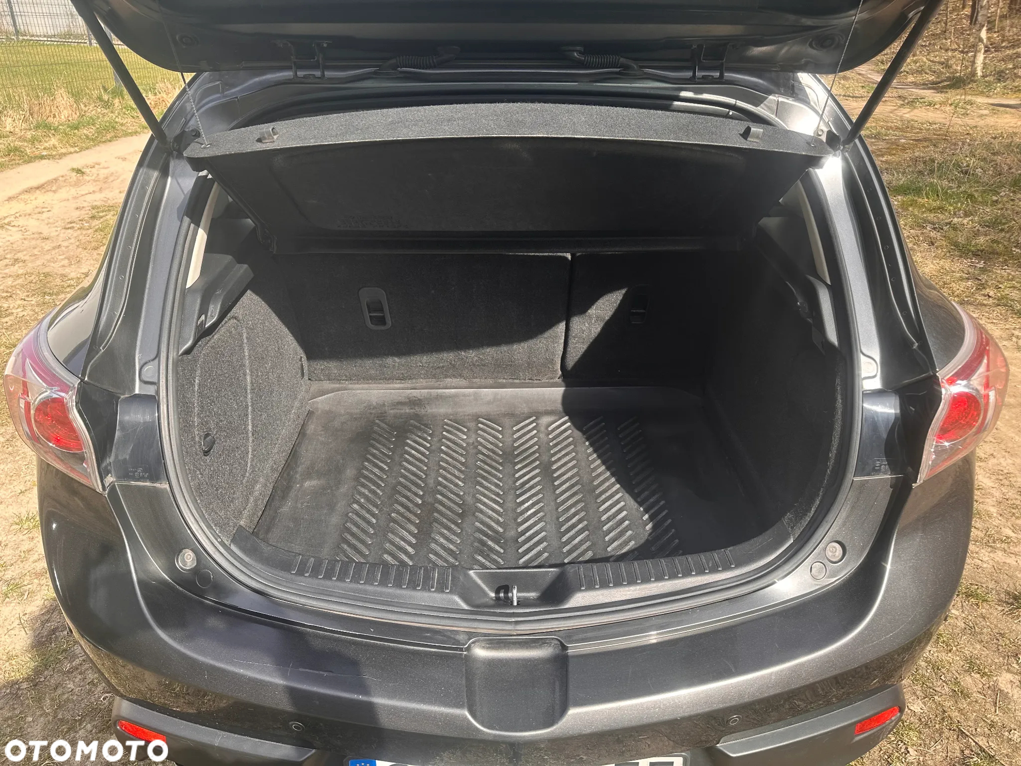 Mazda 3 1.6 CD Exclusive + - 6