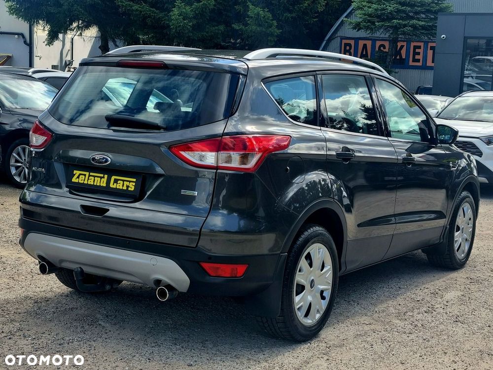 Ford Kuga 1.5 EcoBoost 2x4 Titanium - 5