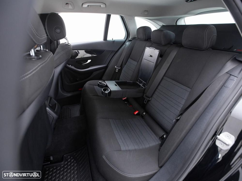 Mercedes-Benz C 350 - 10
