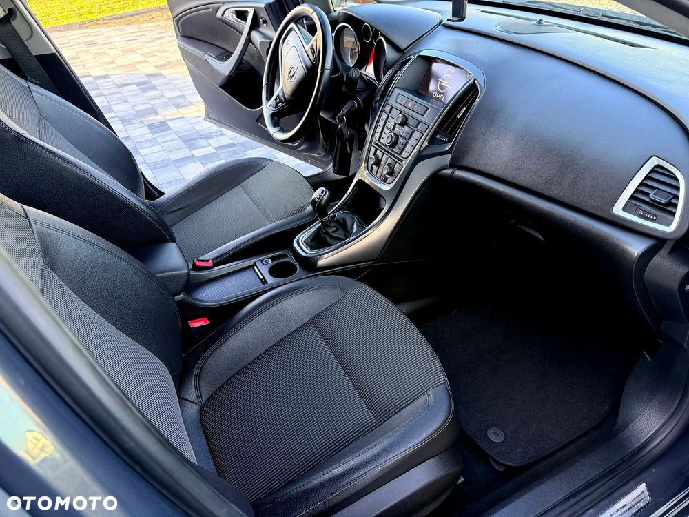Opel Astra 1.4 Turbo Cosmo - 8