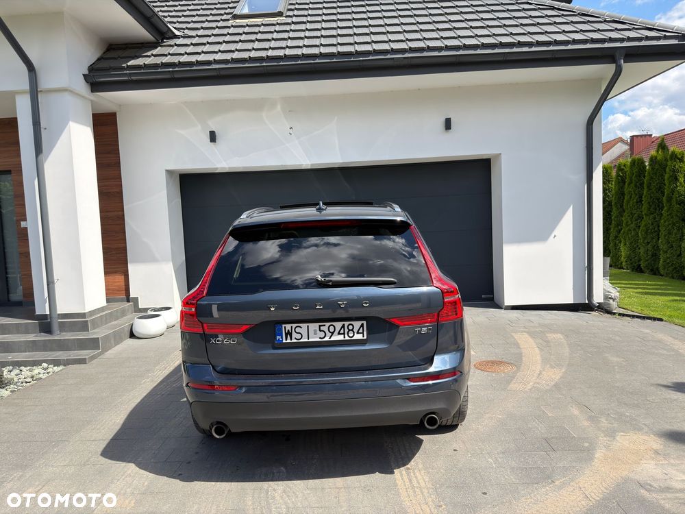 Volvo XC 60 T5 AWD Geartronic Momentum - 6