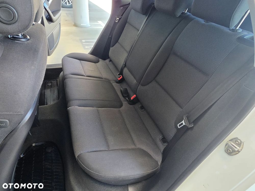 Audi A3 Sportback - 12