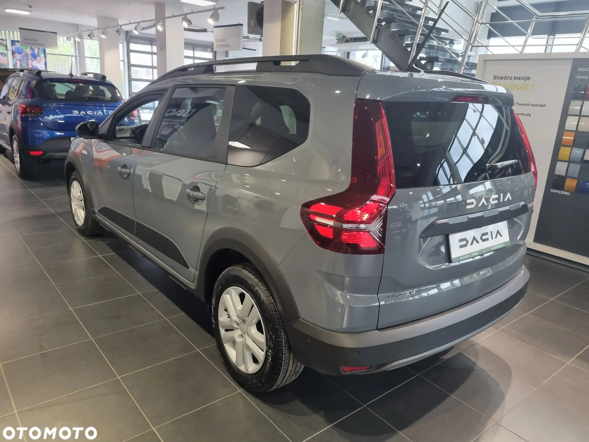 Dacia Jogger 1.0 TCe Expression 7os - 12