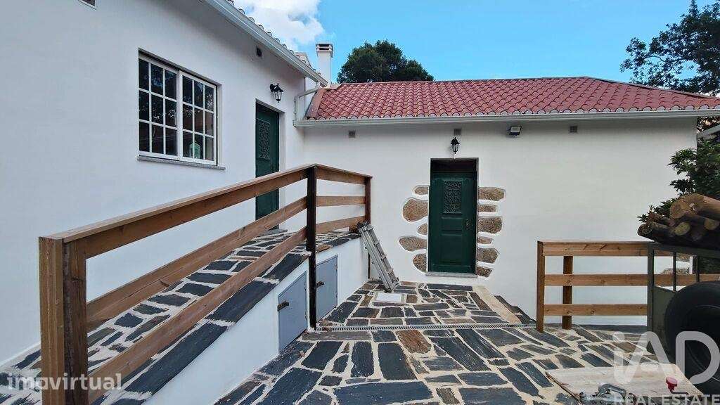 Casa / Villa T2 em Castanheira de Pêra e Coentral de 105,00 m2 - Grande imagem: 2/25