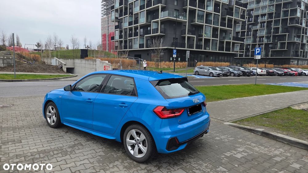 Audi A1 Sportback 30 TFSI S-Line - 4
