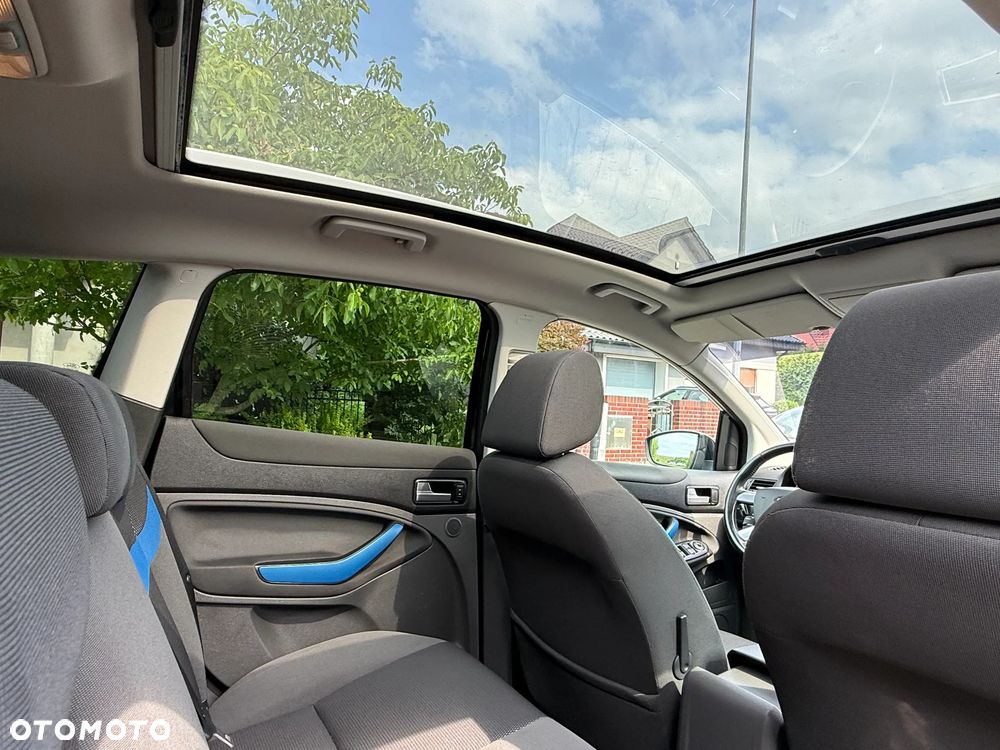 Ford Kuga 2.0 TDCi 4x4 Trend - 26