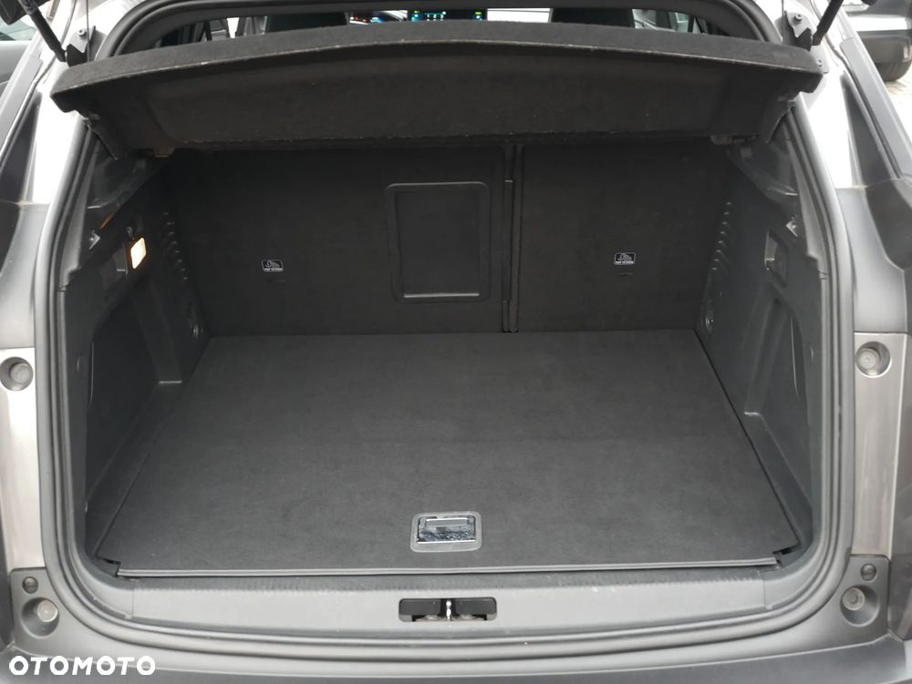 Peugeot 3008 1.6 PureTech HYbrid4 GT S&S EAT8 - 26