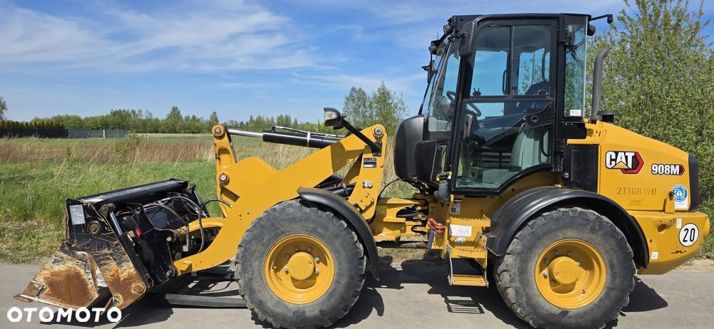 Caterpillar 908M /  Cat 906, 907, 908 - 2