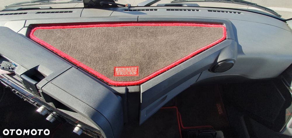 Renault T HIGH 4X2 13L E6 - 13