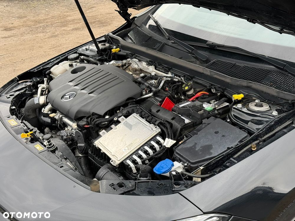 Mercedes-Benz CLA 180 d 8G-DCT AMG Line - 11