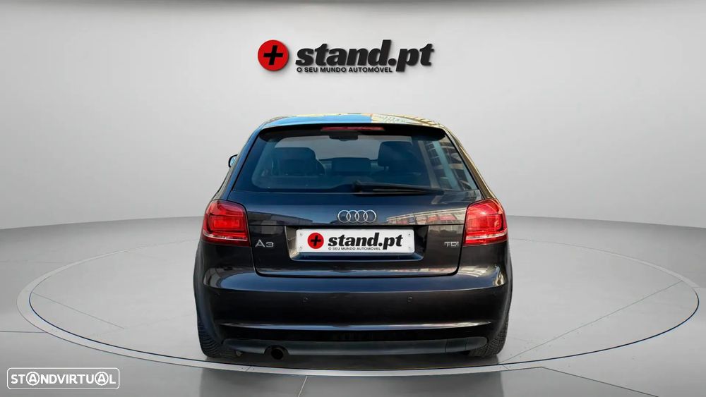 Audi A3 1.6 TDI S line Sport Pack - 7