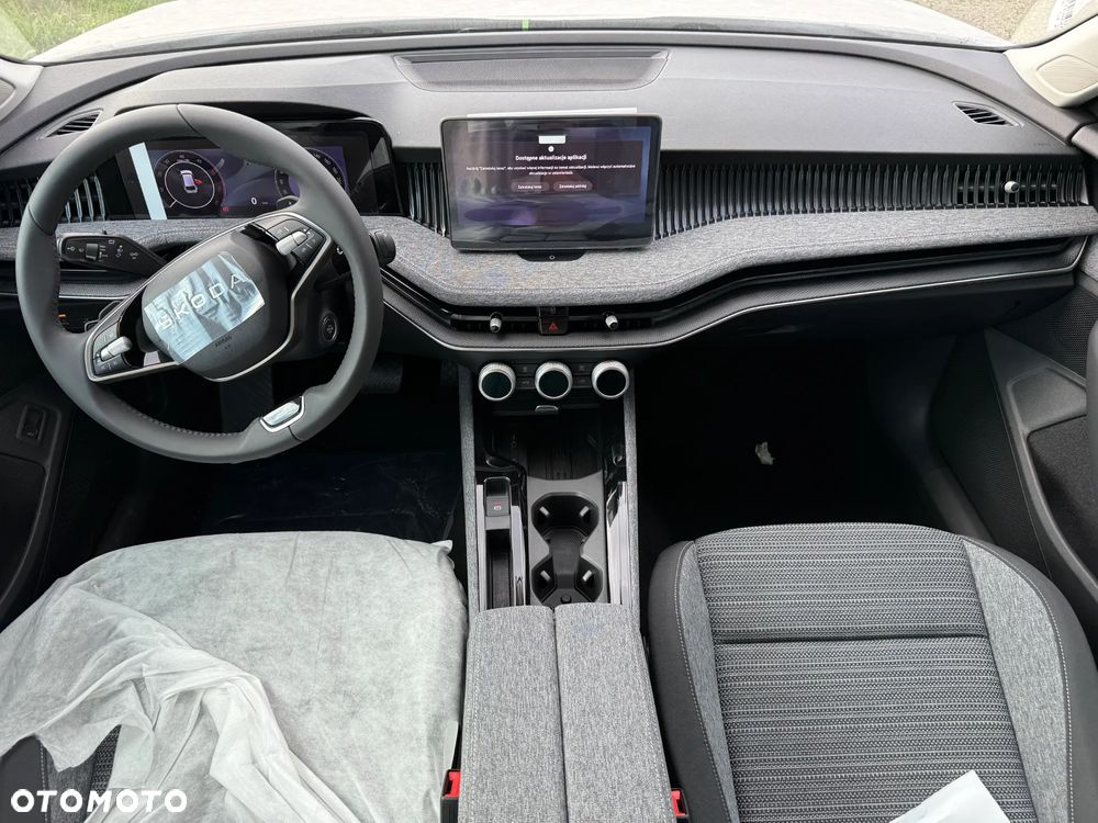 Skoda Superb 2.0 TDI SCR Drive DSG - 7
