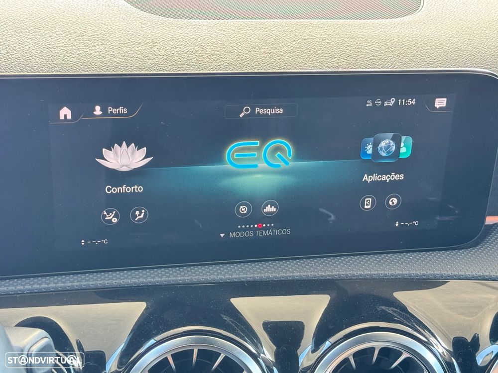 Mercedes-Benz A 250 e AMG Line - 34