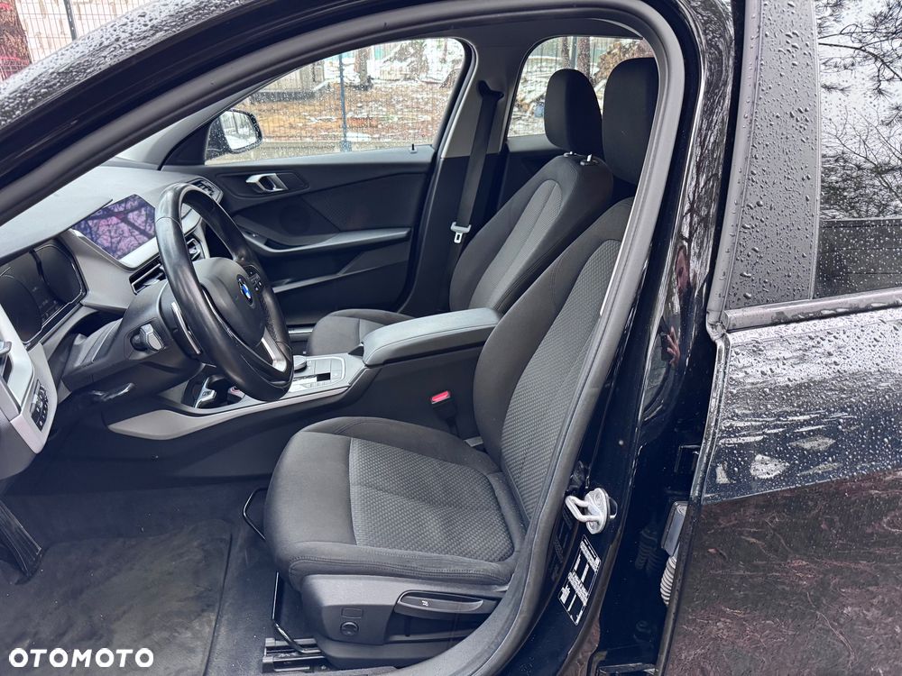 BMW Seria 1 118d M Sport Shadow - 6