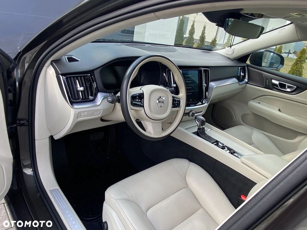 Volvo S60 T6 AWD Geartronic RDesign - 6