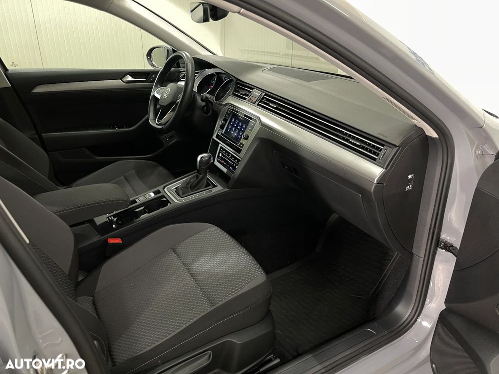 Volkswagen Passat 1.5 TSI ACT DSG Advance - 10